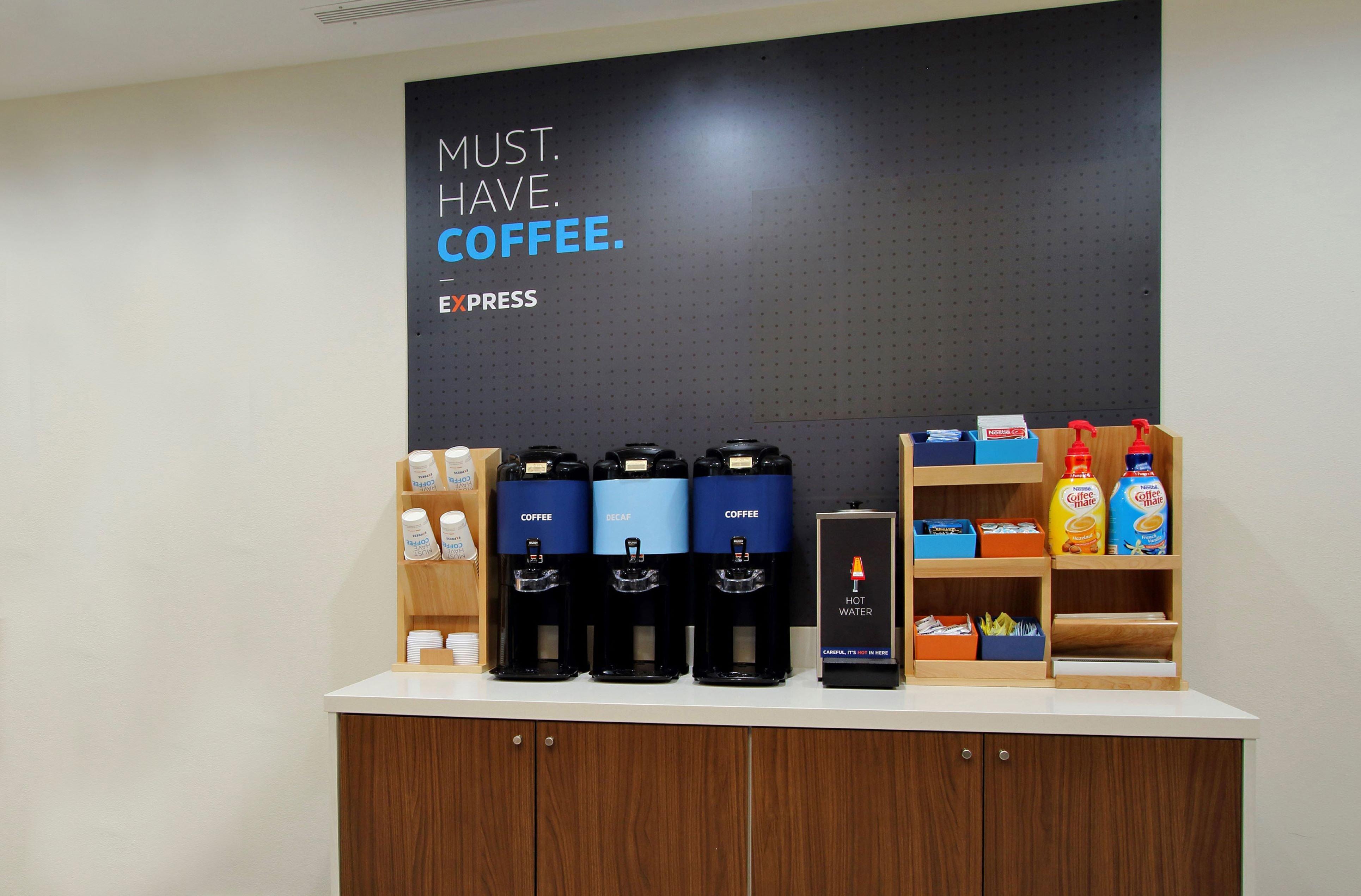圣约翰港边智选假日套房酒店 外观 照片